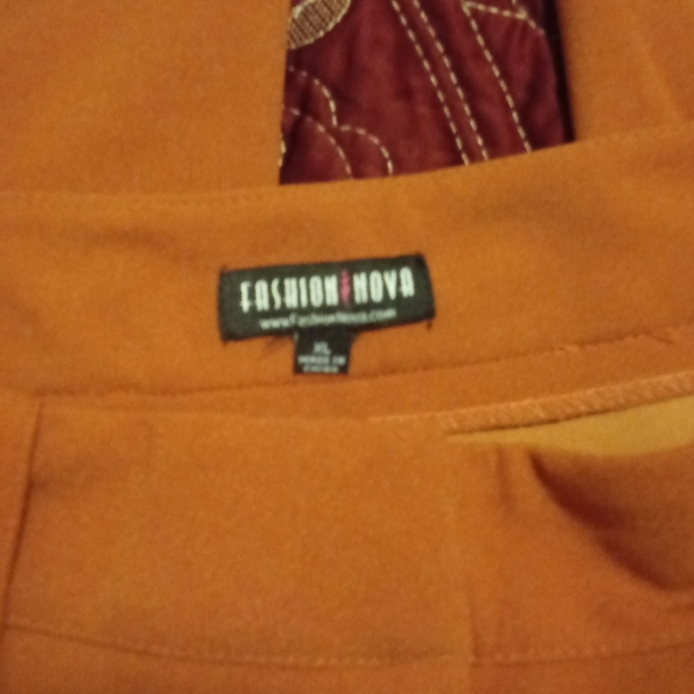 Pants - Picture 2 of 3